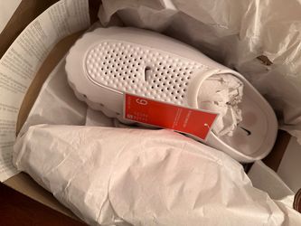 Nike Mind  White Size 9 Women’s