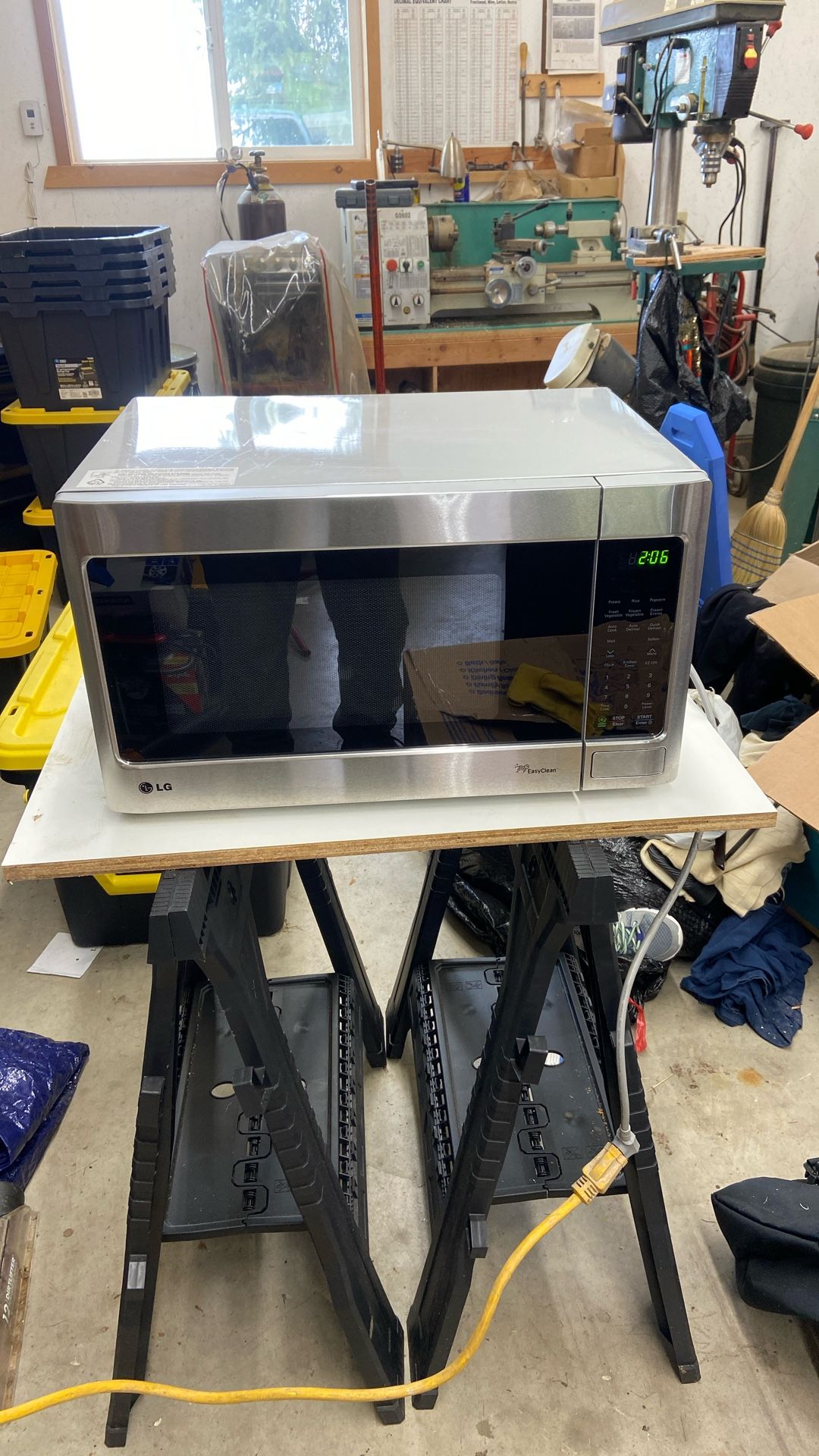 LG Countertop Microwave 