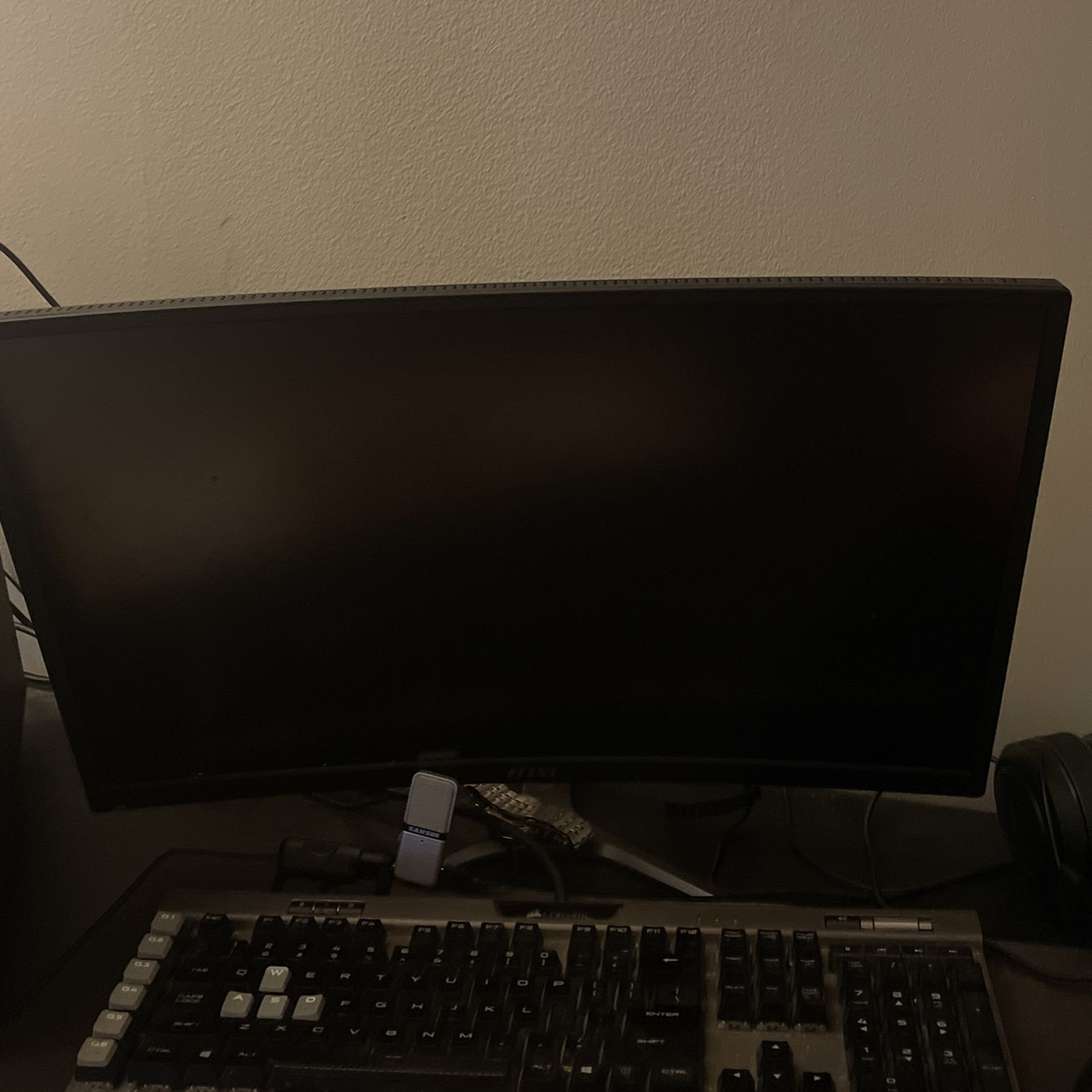 MSI Curved 27” Monitor 