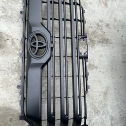 2025 tundra limited OEM front grille