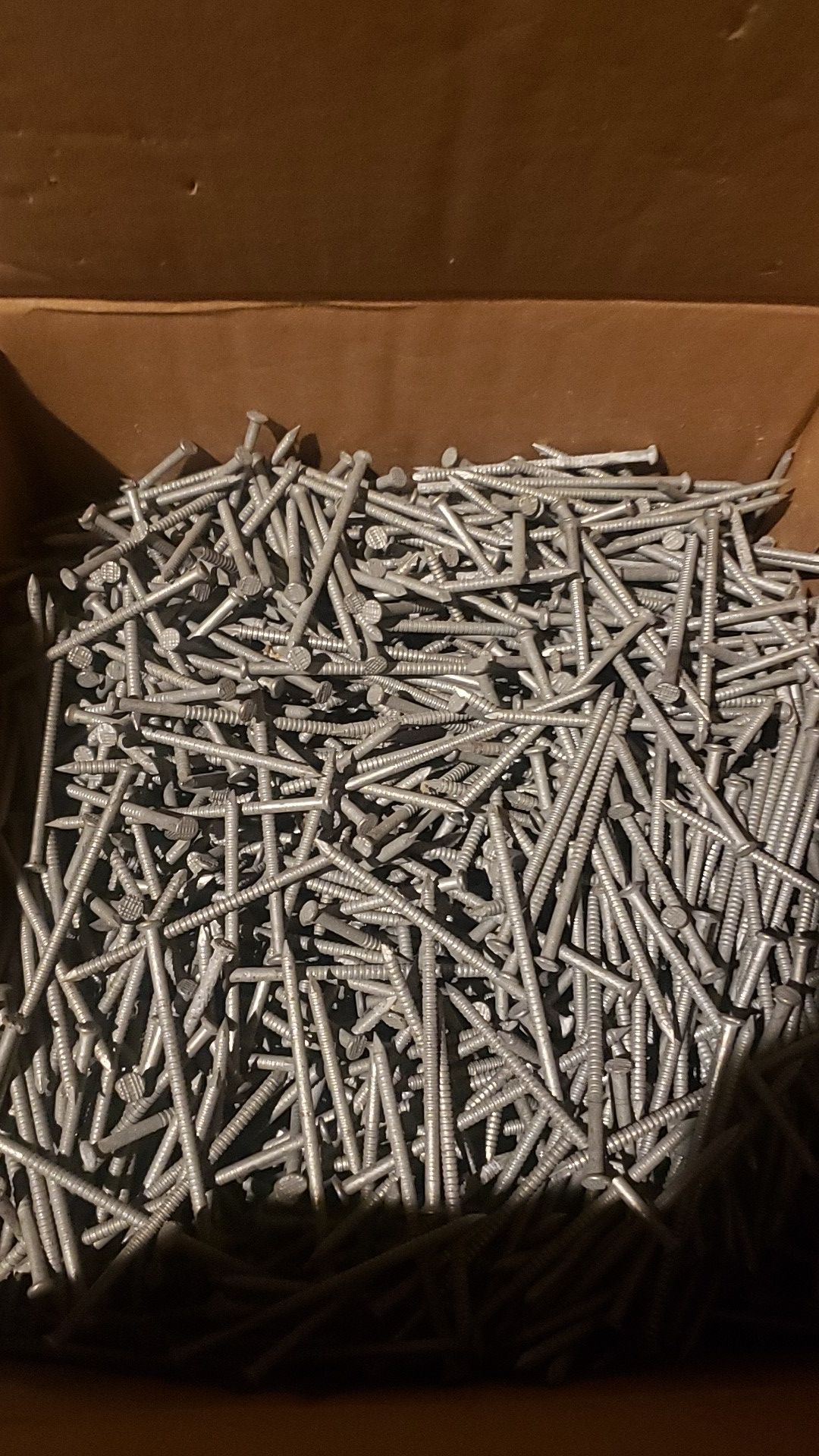 All kinds of nails 50lb boxes 5$