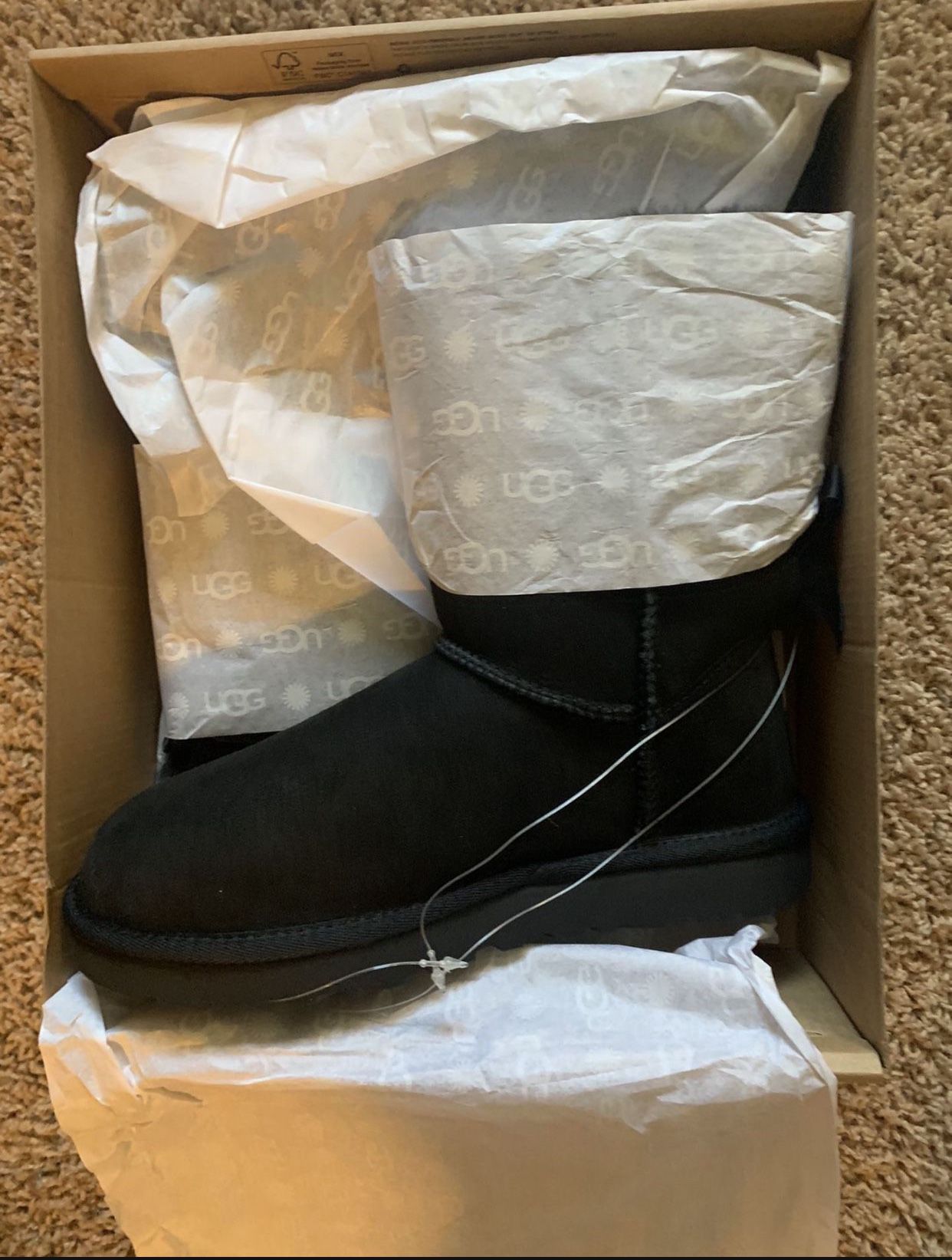 Ugg Boots Women’s Size 7 Black