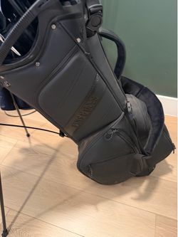 Pins and Aces 14 way golf stand bag - 2 months old retails $349
