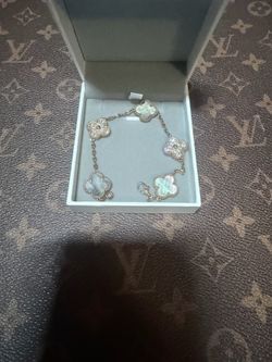 VK Arpels Bracelet