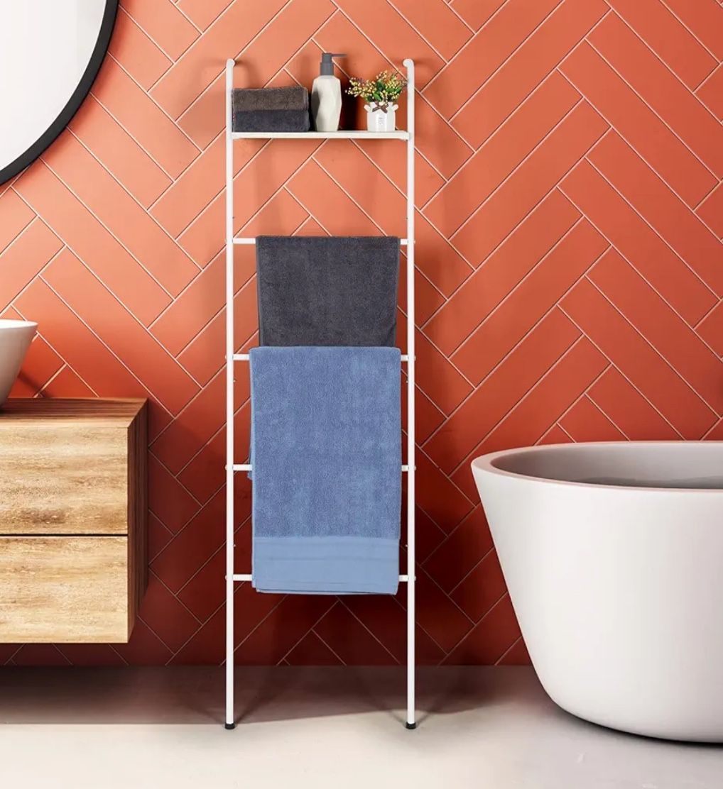 OYEAL Blanket Ladder Farmhouse Towel Rack Holder For Bathroom, Wall Leaning Decorative Quilt Rack With Shelf, Rustic Blanket Storage For Living Room B