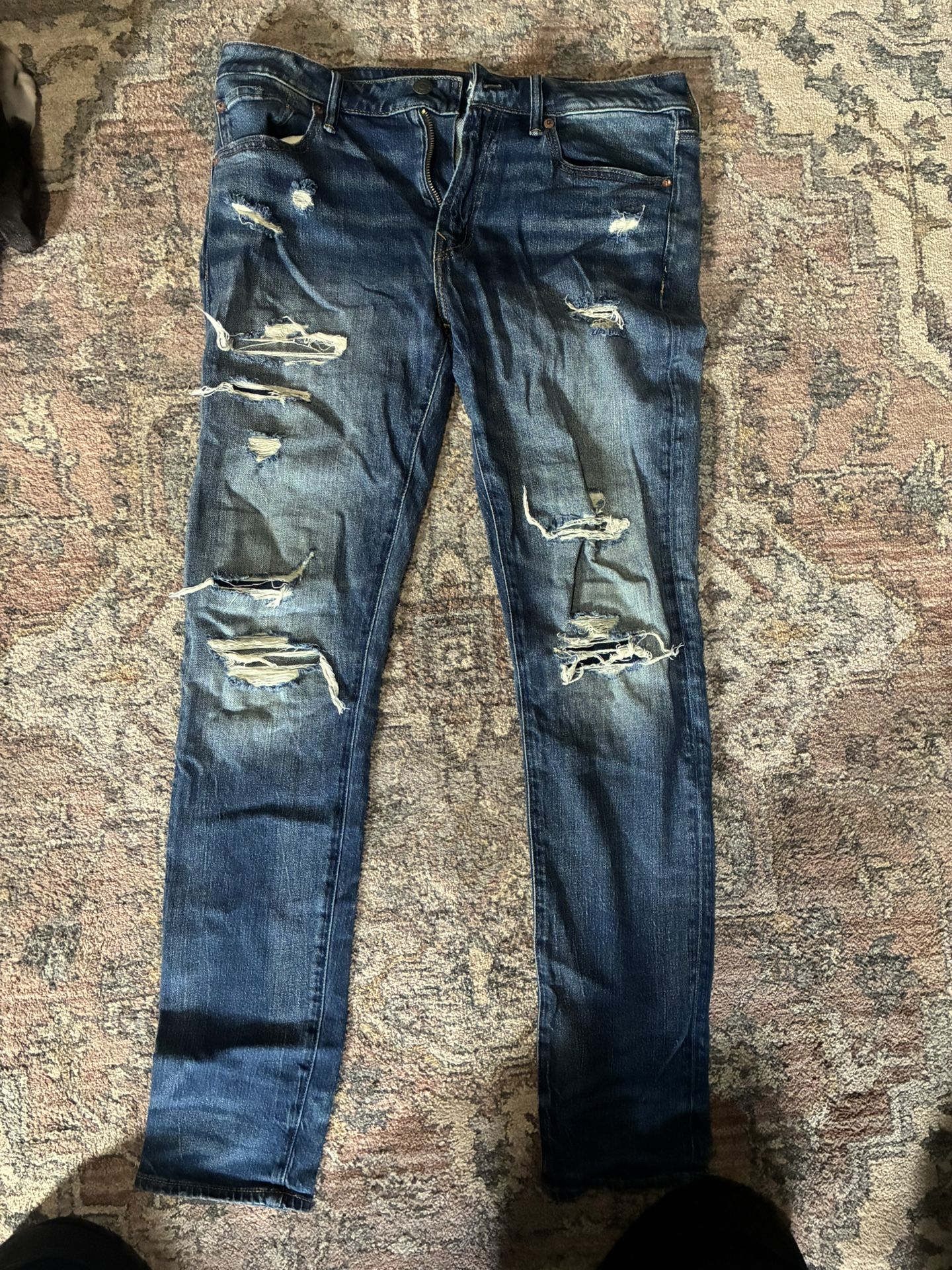 American Eagle Outfitters Ripped Skinny Jeans Size 36