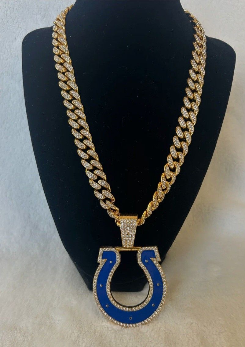 Colts Football Iced Chain Necklace Size 20 Or 24\