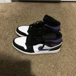 Jordan 1 Mids