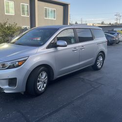2017 KIA SEDONA LX  VAN 3.3L V6 Only 122k Miles 