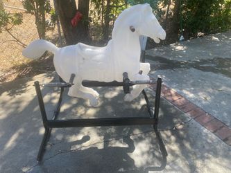 Bouncy horse