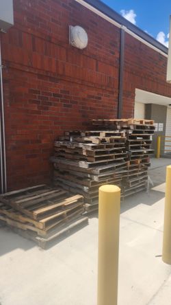 Free pallets