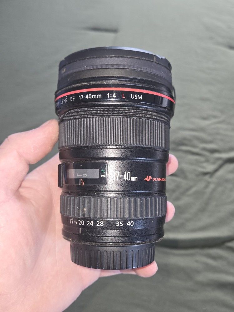 Canon 17-40 Mm EF L series Lense