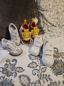 Baby  shoes
