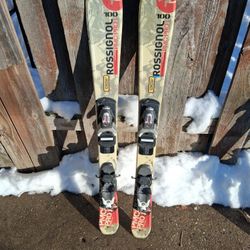 ROSSIGNOL SKIS 