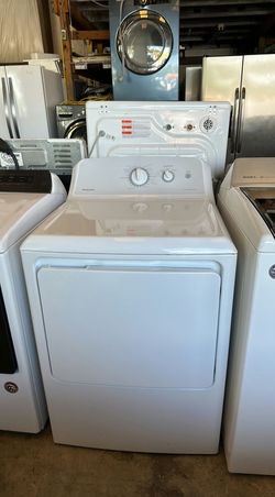 Hotpoint FrontLoad Dryer White