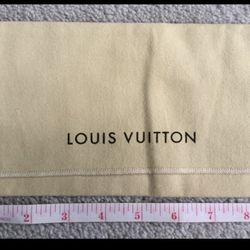 1 Louis Vuitton Dust Bag 