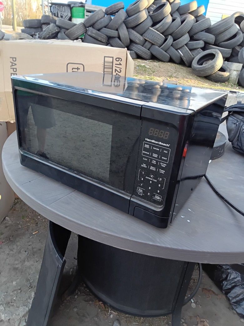 Hamilton Beach Microwave