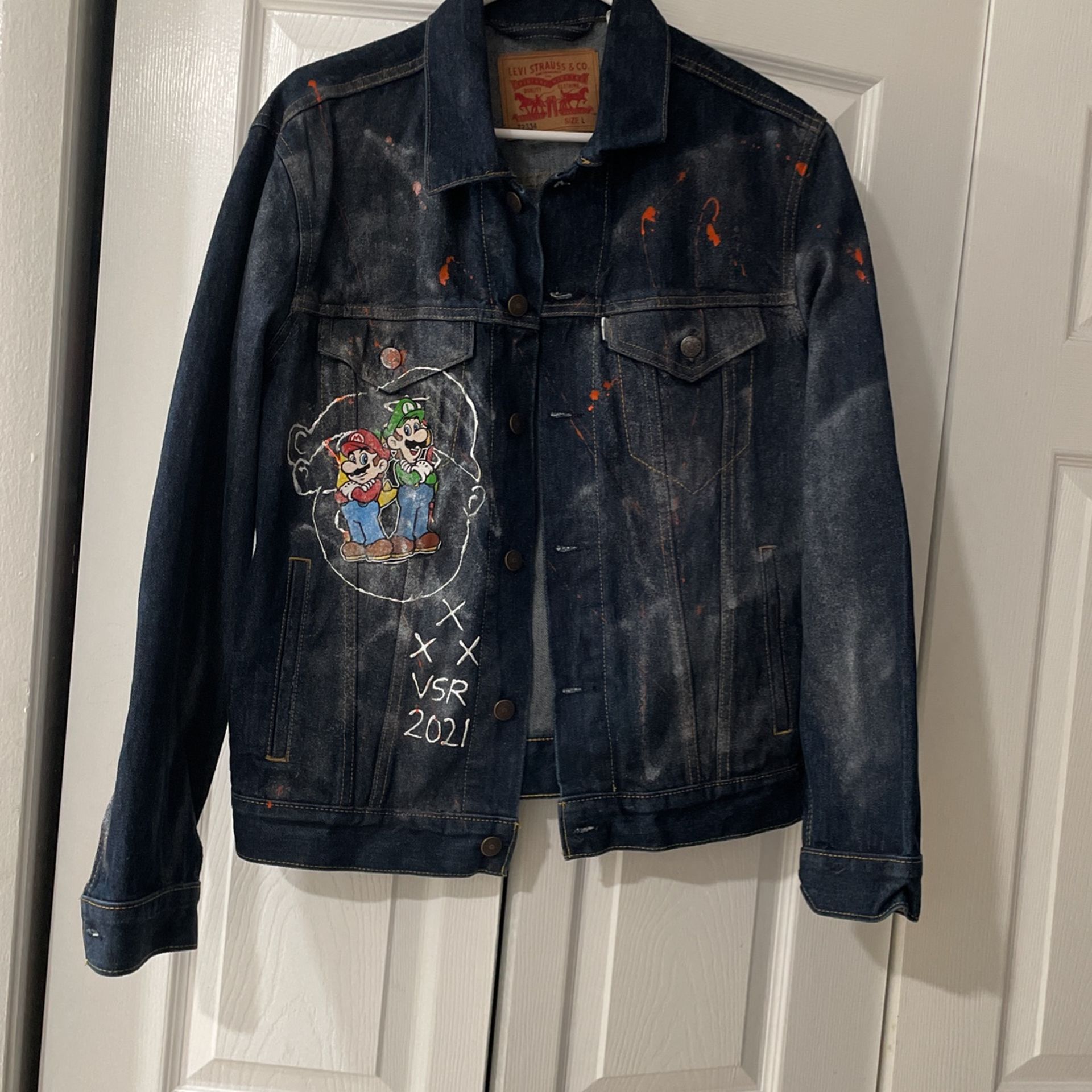 Fashionable Levy Stratus’s Denim jacket