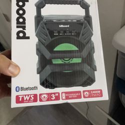 Portable Bluetooth speaker  3 inc woofer  