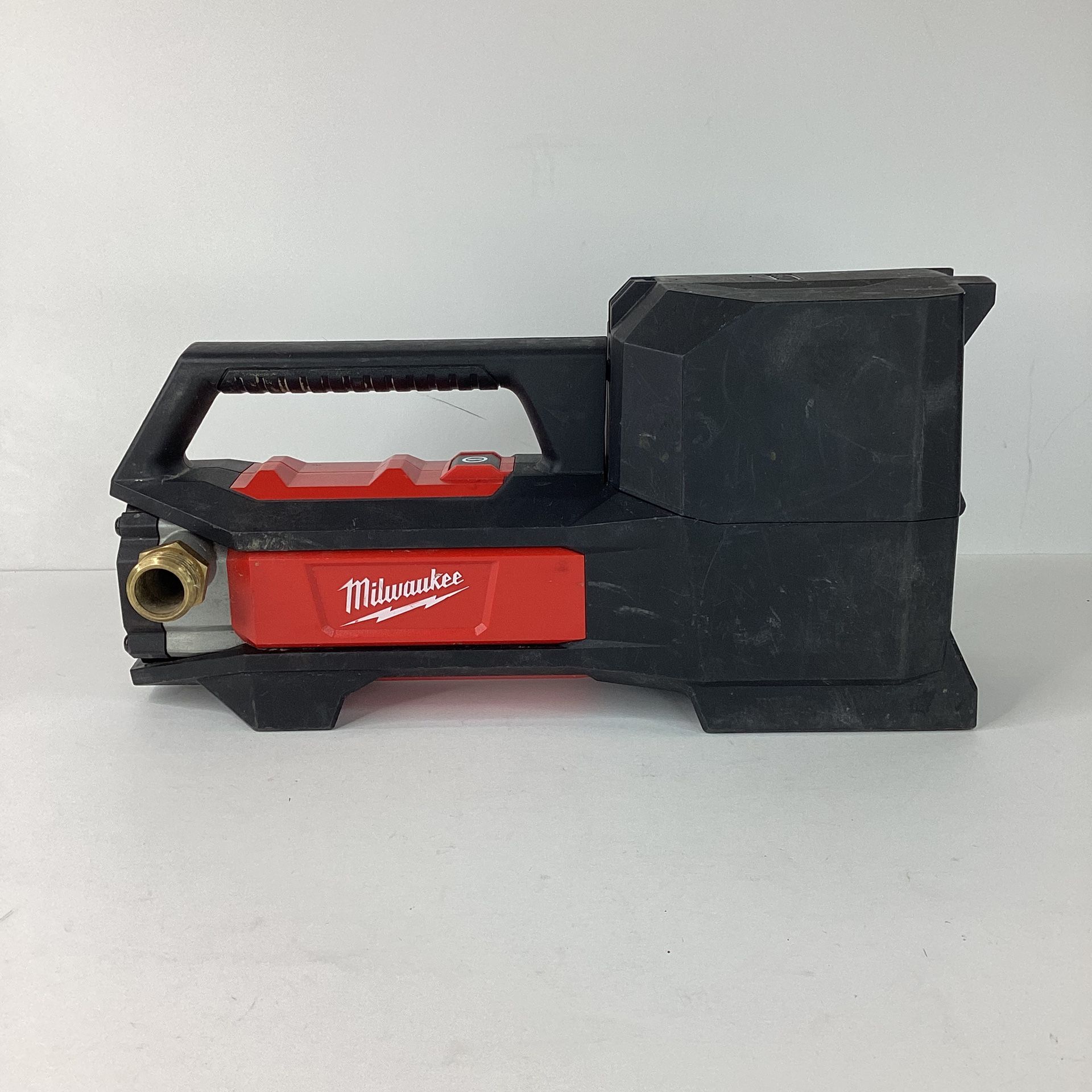 Milwaukee M18 18-Volt 1/4 HP Lithium-Ion Cordless Transfer Pump (Tool Only) 2771-20
