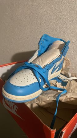 Air Jordan 1 Retro High OG Unc