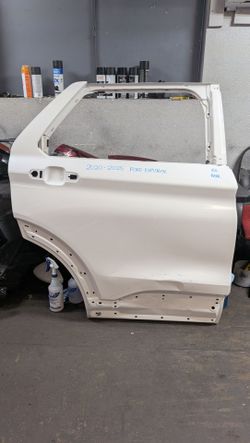 2020-2021-2022-2023-2024-2025 FORD EXPLORER RIGHT REAR DOOR OEM USED #10919