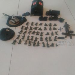 MASH army toy set