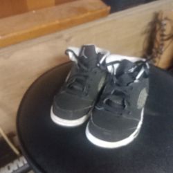 Little Jordan Tennis Shoes 