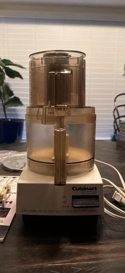 Vintage Cuisinart DLC-10 Plus
