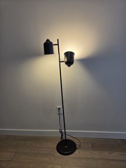 Modern Black 2-Light Floor Lamp / Spotlight - Works Great