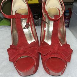 NEW BAKERS Red Snakeskin Crisscross Heels 
