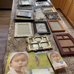 FREE - Lots Of Picture Frames