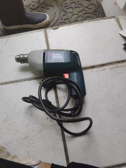 Black and Decker 3/8 VSR Drill