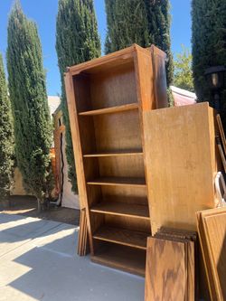 Nice Oak Bookshelf! Last One!