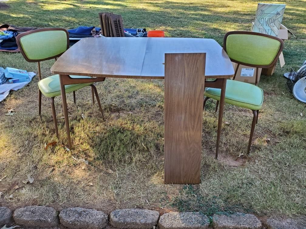 Vintage Table And 2 Chairs