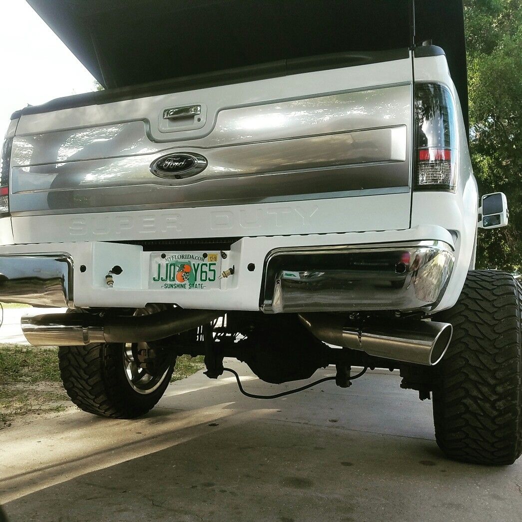 Ford Oxford White Platinum tailgate Super Duty F250 F350