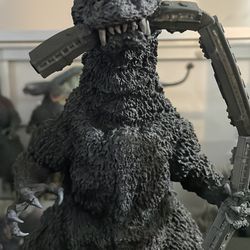 X-Plus Special Effects Godzilla 1954 Train Holding Monochrome X Plus