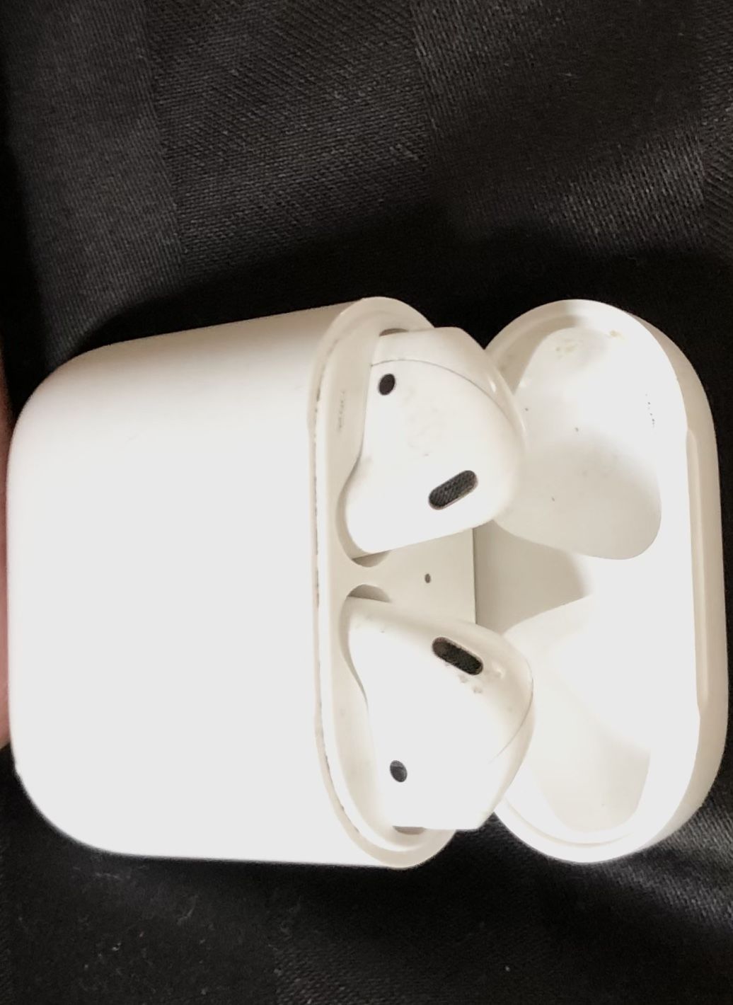Apple AirPods