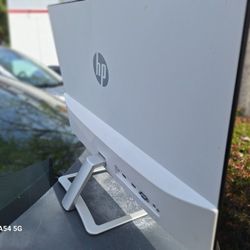 27inc. Hp Monitors a Pair 