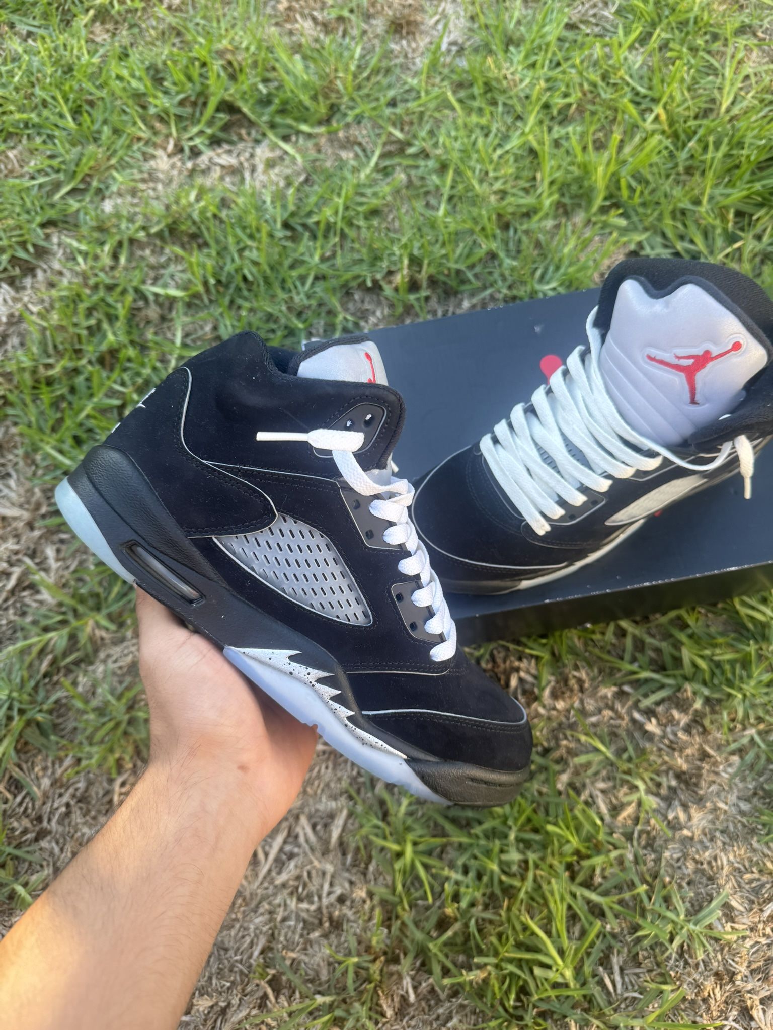 Jordan 5 Black Metallic size 6Y