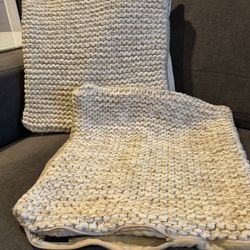 Tommy Hilfiger Chunky Knit Pillow Cover Set Of 2. NO PILLOW INSERTS. 