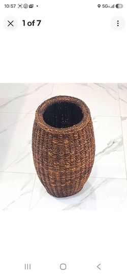 Large Woven Seagrass Basket Vase