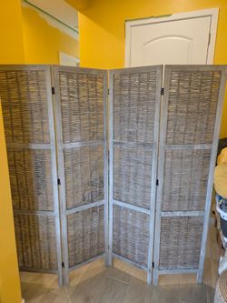 Folding room divider