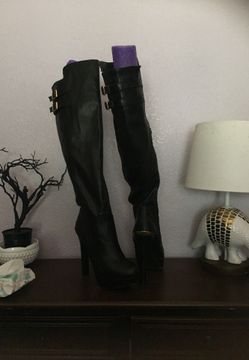 Material girl Boots ,