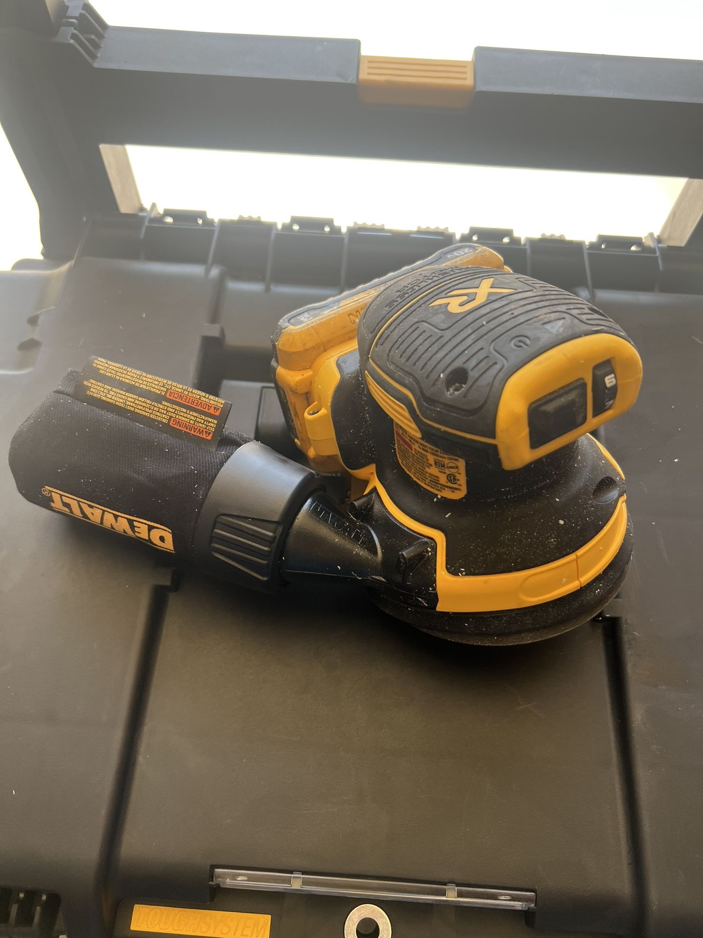 dewalt sander