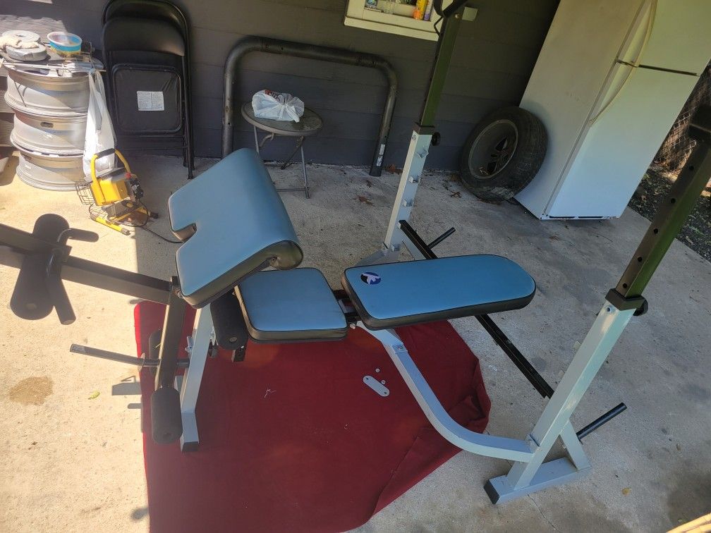OLYMPIC BENCH AND SQUAT RACK LEG EXTENSION PREACHER PAD H-53" X W-43"
11525 S HALSTED dunkin donuts/ 7111.S WESTERN WALGREENS. DELIVERY AVAILABLE $
