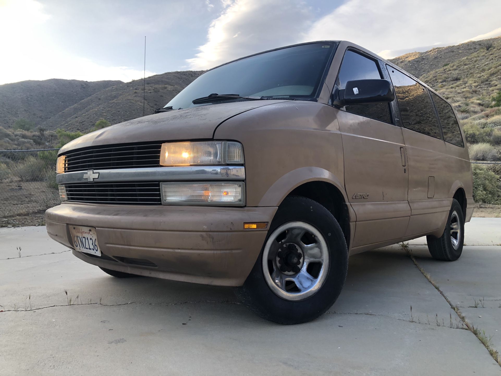1999 Chevrolet Astro Van