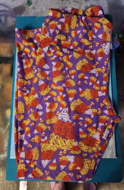 LuLaRoe Leggings TC CANDY CORN