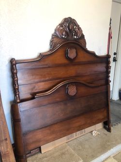 Antique Victorian Full Size Walnut Bed (If it’s up it’s Available )