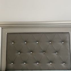7 Piece Bedroom Set